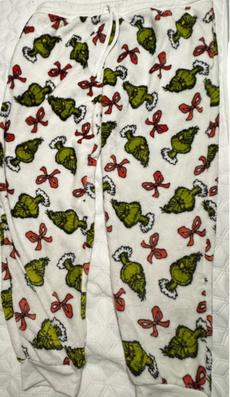 Grinch Print Plush Pants